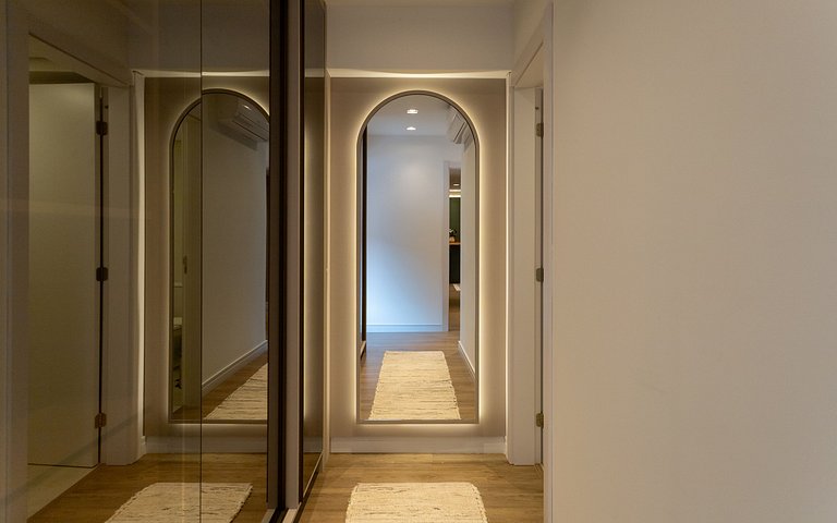 Belíssimo apartamento a 600 metros da Rua Coberta
