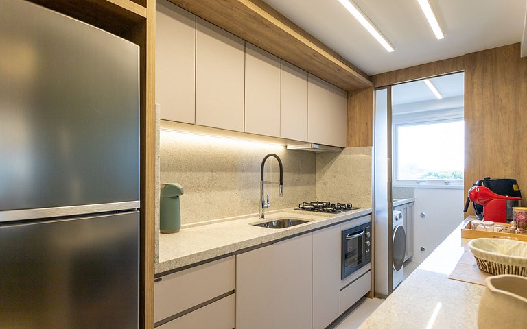 Belíssimo apartamento a 600 metros da Rua Coberta