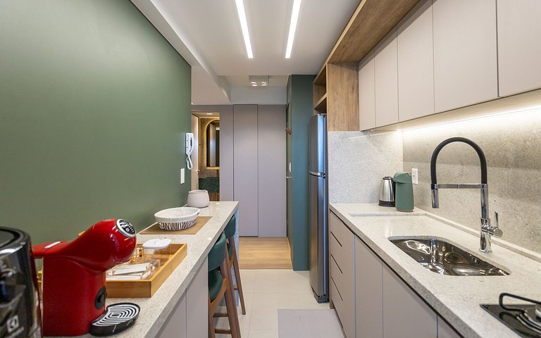 Belíssimo apartamento a 600 metros da Rua Coberta