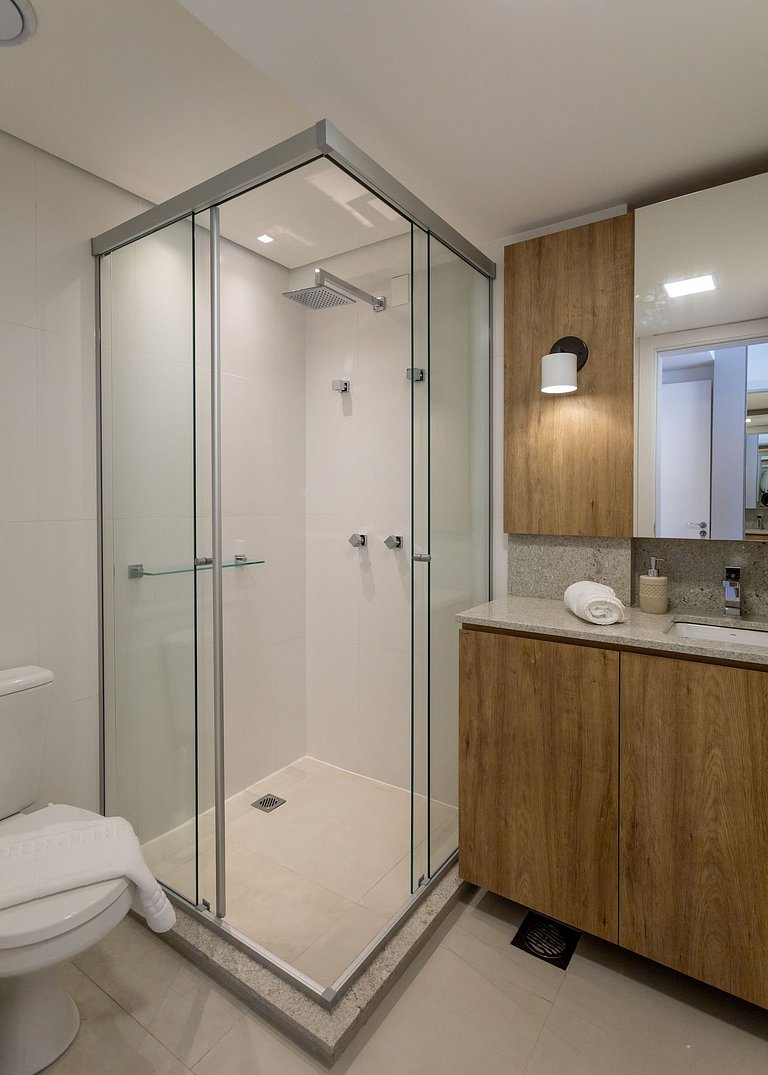 Belíssimo apartamento a 600 metros da Rua Coberta