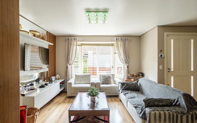 Encanto e conforto perto do Lago Negro.