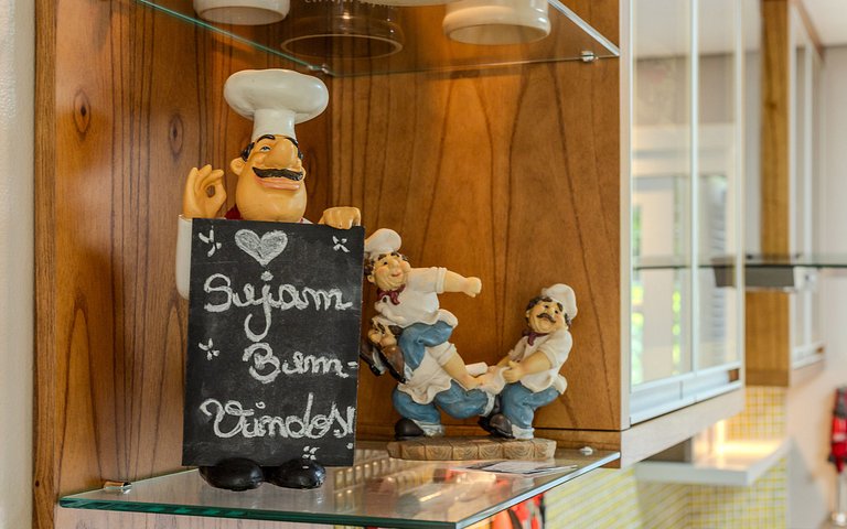 Encanto e conforto perto do Lago Negro.