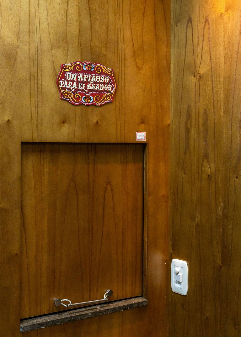 Encanto e conforto perto do Lago Negro.