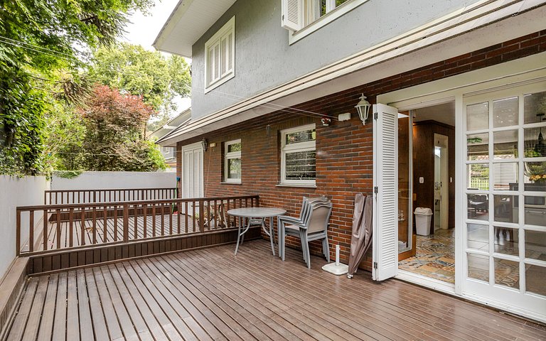 Encanto e conforto perto do Lago Negro.