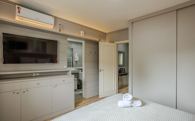 Encanto e conforto perto do Lago Negro.